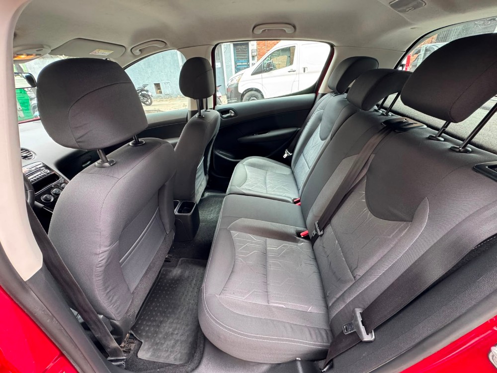 Peugeot 308 active — foto 2